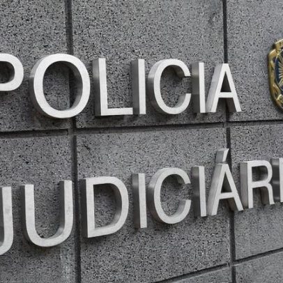 Homem detido por tentativa de homicídio com faca em Portimão, fugiu para o norte
