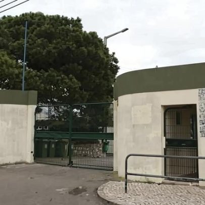 Homens armados disparam em escola na Trafaria