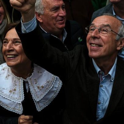 Marques Mendes recusa criticar a ministra da Saúde