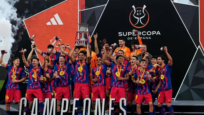 Barcelona campeão da Supertaça, após vitória sobre o Real Madrid