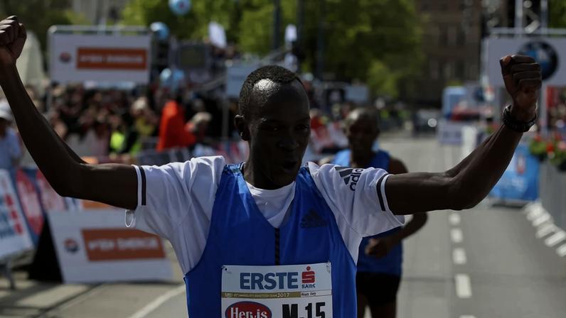Maratonista queniano Albert Korir suspenso preventivamente por doping