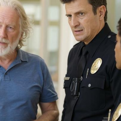 Timothy Busfield liberta enquanto aguarda julgamento por abuso de menores