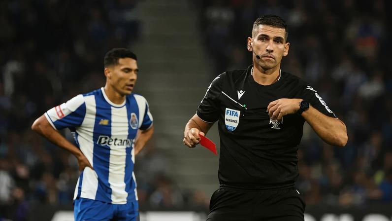 FC Porto considera incompreensível a nomeação de Veríssimo para clássico