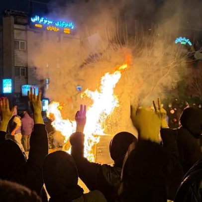 Número de mortos em protestos no Irão sobe para pelo menos 2.571