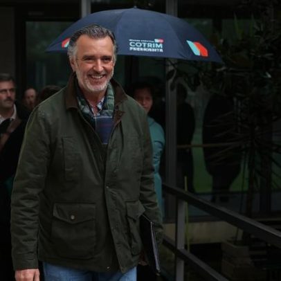Cotrim Figueiredo pede apoio ao PSD para evitar PS ou Chega em Belém