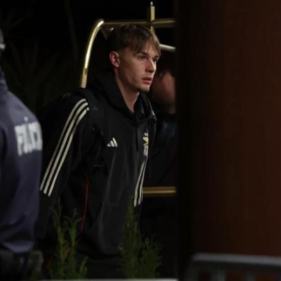 Fogo de artifício acorda jogadores do Benfica na madrugada