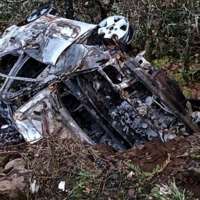 Suspeita de crime após cadáver encontrado no fundo de ribanceira em Chaves