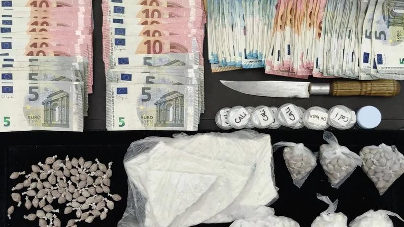 Trio detido pela PSP de Lisboa por tráfico de droga junto a prédios