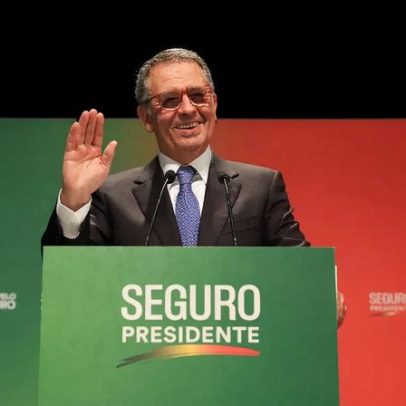 Seguro defende Portugal na NATO e resolução diplomática de conflitos