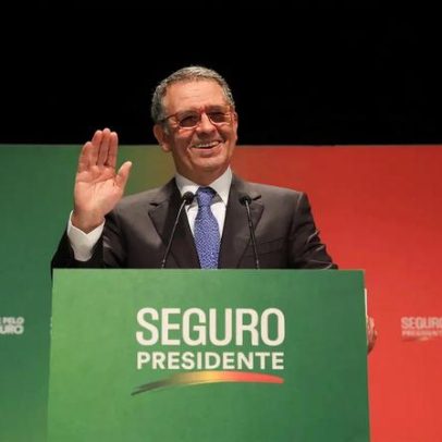 Figuras não socialistas apoiam António José Seguro em carta aberta