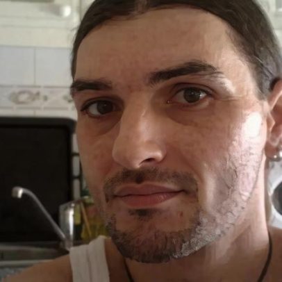 Homem morre encurralado pelas chamas em prédio de oito andares