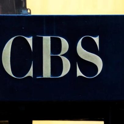 CBS emite reportagem sobre deportações de imigrantes retirada do ar há um mês