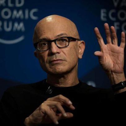 CEO da Microsoft apela à redistribuição dos benefícios da IA para evitar bolha