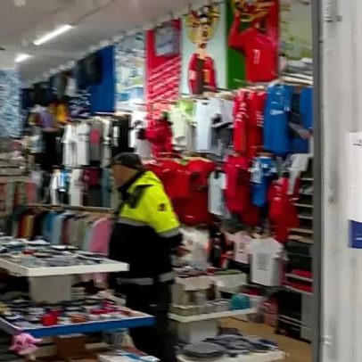 Mais de 50 imigrantes amontoados em habitação ilegal junto aos Clérigos, Porto