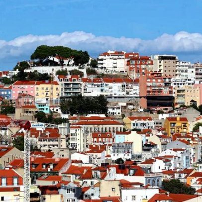 Juros médios do crédito à habitação caem para 3,414% em 2025