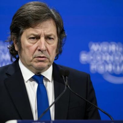 Presidente da Argentina diz em Davos que o mundo desperta e a América será farol