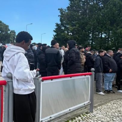 Benfica confirma reunião cordial com cerca de 200 adeptos no Seixal