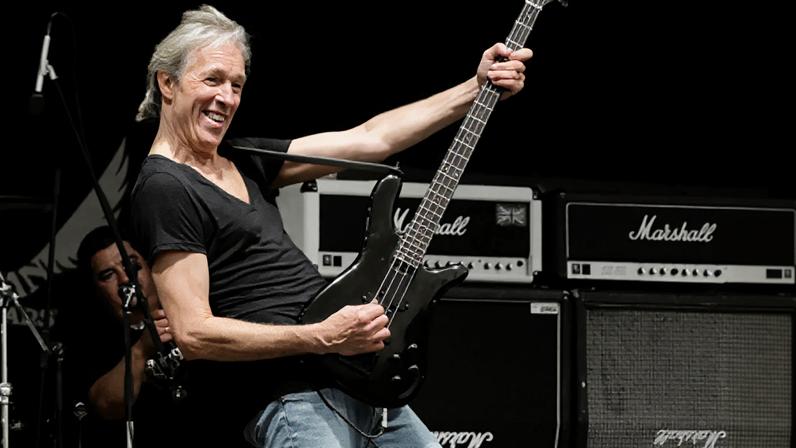 Francis Buccholz, baixista dos Scorpions, faleceu aos 71 anos