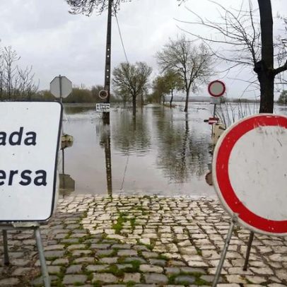 Barragens e rios cheios ante nova frente de chuva, neve e vento