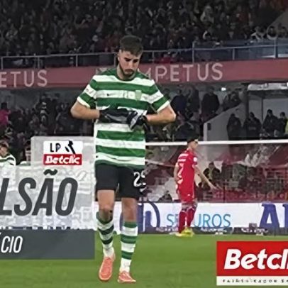 Relvado ficou inclinado na segunda parte do Gil Vicente-Sporting