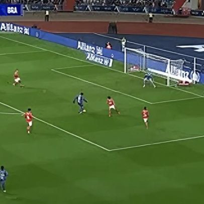 Mau toque de Tomás Araújo e Pau Víctor falha golo inaugural frente ao Sp. Braga