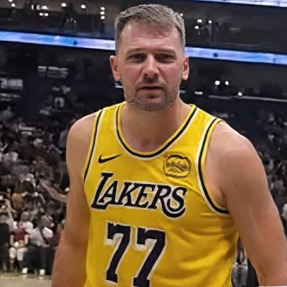 Doncic cala adepto com triplo decisivo