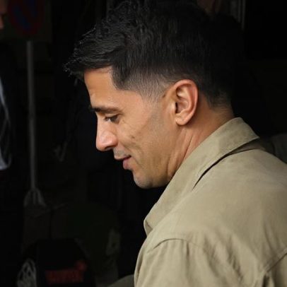 João Cancelo já chegou a Barcelona: imagens da chegada do defesa português