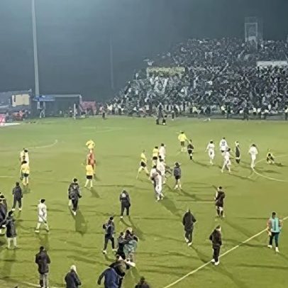Empurrões e tensão marcam final do Arouca-Sporting