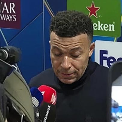 Mbappé encerra duelo com bis frente ao Benfica, igualando recorde de Ronaldo