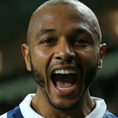 Brahimi revela surpresa ao visitar Porto, esperava ir para Inglaterra