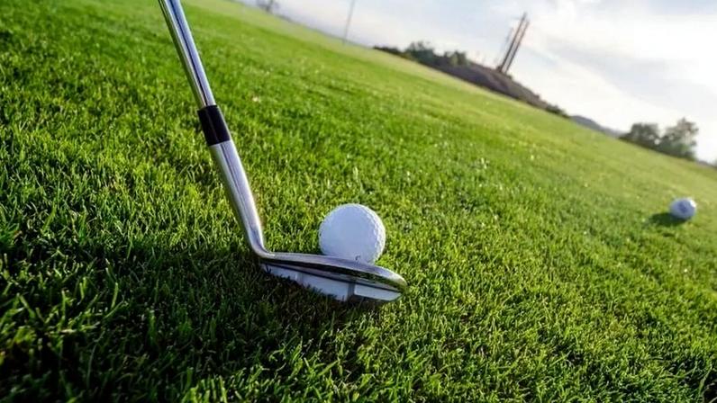 Oeiras aponta abertura da Academia Municipal de Golfe em Barcarena no fim de abril