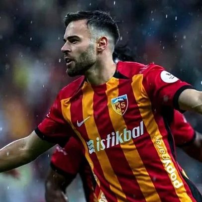 Miguel Cardoso, ídolo na Turquia, 150 jogos e cântico personalizado