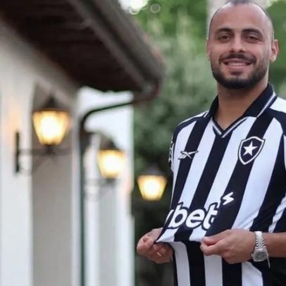 Arthur Cabral pode sair do Botafogo, decisão depende de Anselmi