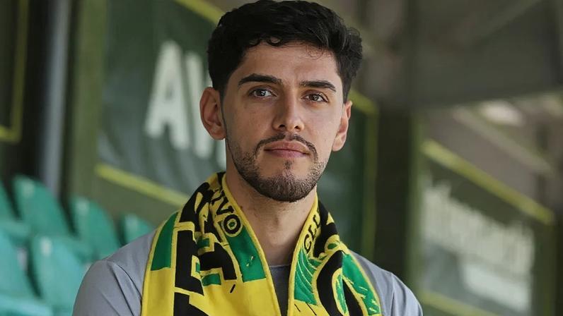 Afonso Rodrigues é reforço do Tondela até 2028