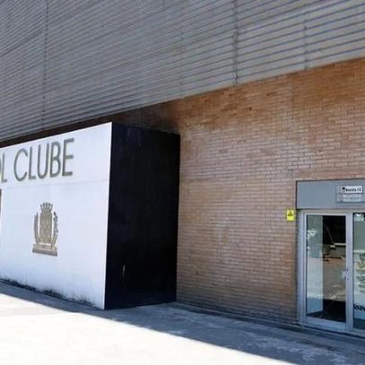 Boavista paga 53 mil euros a credores para evitar encerramento