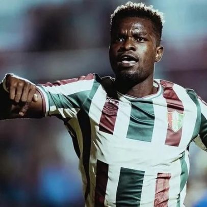 Commey pode deixar Estrela; defesa ganesa tem interessados na 2.ª Liga e Roménia