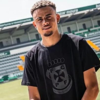 Matheus Martins deixa Paços de Ferreira