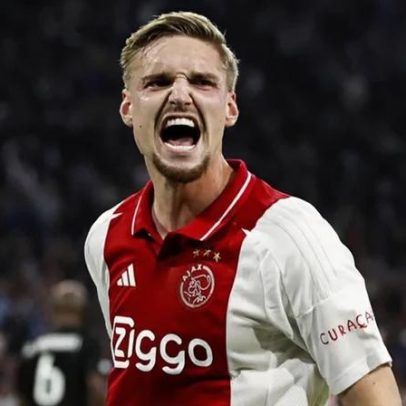 Agente de Taylor: transferência falhou, Ajax via FC Porto como terceiro mundo