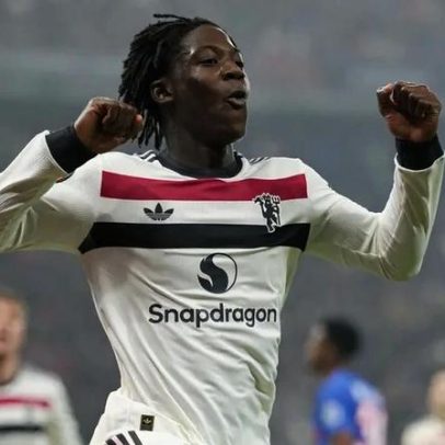 Mainoo reage à saída de Amorim do Manchester United com risos
