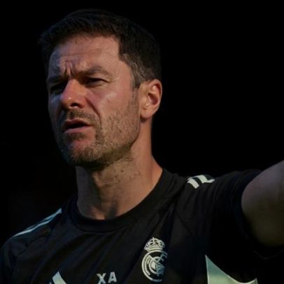 Xabi Alonso explode num treino do Real Madrid ao saber que treinaria numa creche