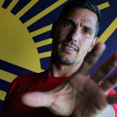 Robles diz que a expulsão os ajudou muito