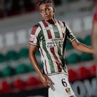 Ngom não treinou no Estrela da Amadora; médio esperado em Itália hoje
