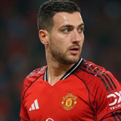 Lance com Dalot gera polémica; Guardiola pedia expulsão e Liga reage