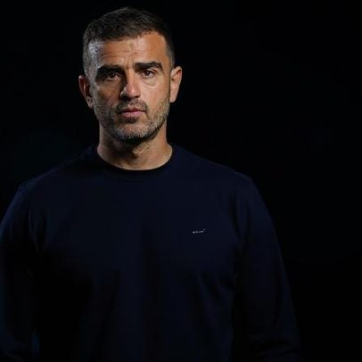 Escassez no ataque do Chaves pode levar clube ao mercado de transferências