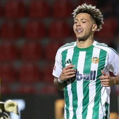Imprensa grega aponta Clayton como contratado pelo Olympiacos