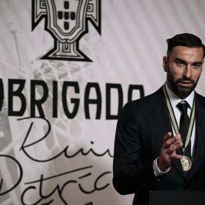 Rui Patrício analisa diferenças entre Inglaterra e Portugal e críticas sob multas