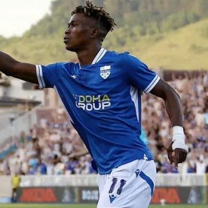 Ejike Opara já em Guimarães assistiu à vitória sobre o Nacional