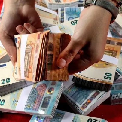 Salário mínimo nacional sobe para 920 euros a partir desta quinta-feira