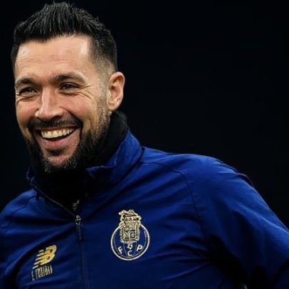 Chelsea mira Farioli; Villas-Boas destaca compromisso do treinador com o clube