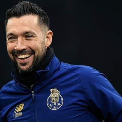 Porta aberta à renovação: desejo de Farioli e SAD do FC Porto